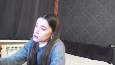 Anna online show from February 2, 2:05 pm