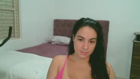 anabelenogueira1 online show from March 17, 3:44 am