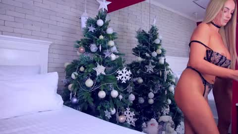 anabellastar online show from December 19, 7:40 am