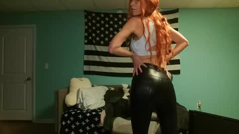 Anabelleleigh online show from May 8, 11:54 pm