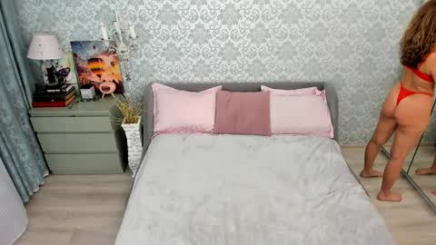 Snapshot of anabelovex chatting on March 25, 7:03 am Ana online show from March 25, 7:03 am