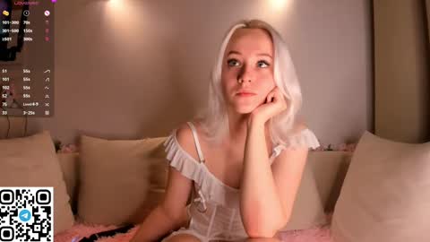 Snapshot of anadeya chatting on March 12, 12:31 am Deya online show from March 12, 12:31 am