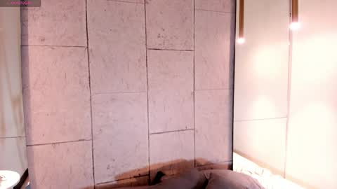 Anna online show from March 31, 11:54 am