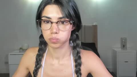 Ana Henao or Annie... Follow me ahenaocb Insta  X online show from May 8, 11:54 pm