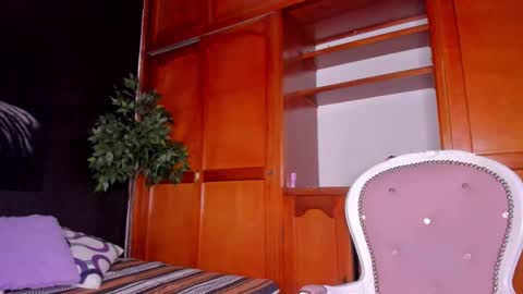 Anahi online show from October 21, 3:18 am