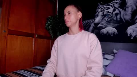 Anahi online show from December 3, 3:25 am