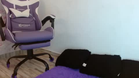 Snapshot of anahi__s chatting on September 11, 8:42 pm ANAH online show from September 11, 8:42 pm