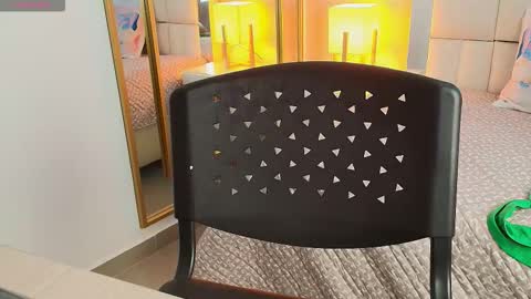 Anahi  online show from January 15, 7:39 pm