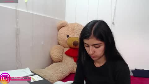 Anahi Browns online show from October 23, 7:12 pm