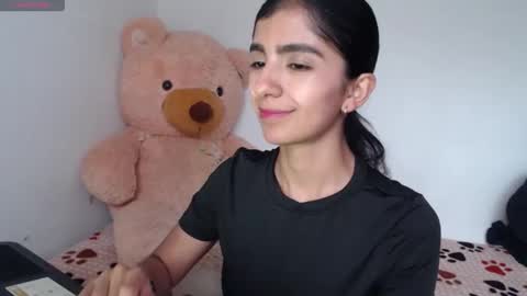 Snapshot of anahibrowns95 chatting on February 16, 3:30 pm Anahi Browns online show from February 16, 3:30 pm