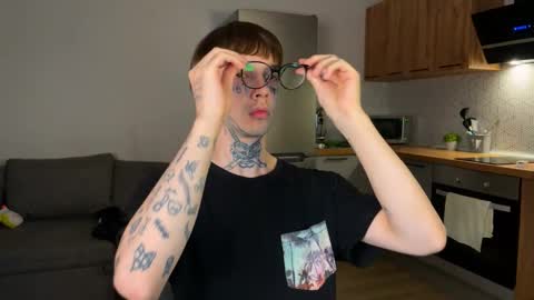 simon online show from October 9, 10:52 pm