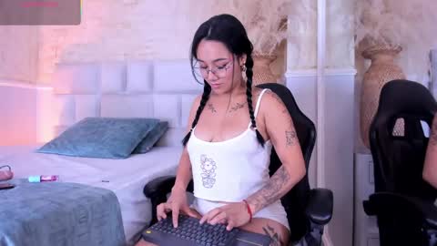 Im Sara  online show from May 1, 4:06 am