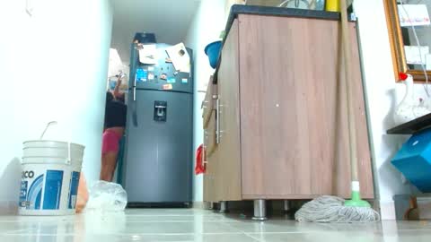 anaids online show from February 18, 12:56 pm