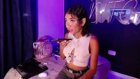 anais  cooper  online show from December 17, 6:42 pm