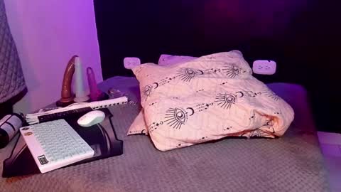 anais  cooper  online show from February 28, 7:56 pm