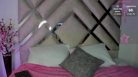 anais_soler online show from January 10, 11:34 am