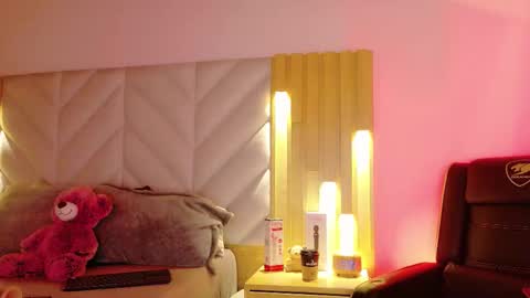 Anaise  online show from March 28, 11:54 am