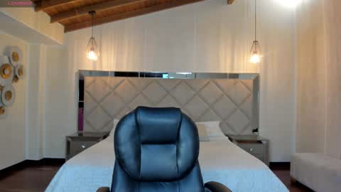 Anais Nin  online show from October 24, 3:25 am