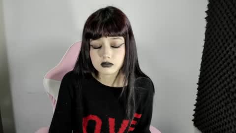 Snapshot of anaisxoxo chatting on May 22, 10:37 pm ANAIS online show from May 22, 10:37 pm