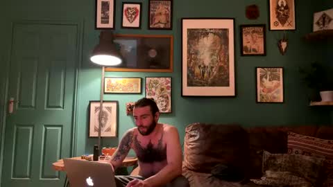 Snapshot of anal_prince69 chatting on February 4, 4:15 am anal_prince69 online show from February 4, 4:15 am