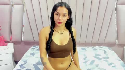 AbbyAndAntonela online show from March 11, 1:23 pm