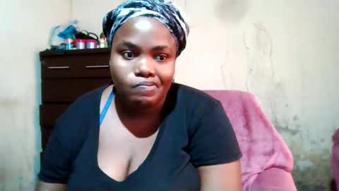 Snapshot of analslut1987 chatting on November 17, 6:08 am analslut1987 online show from November 17, 6:08 am