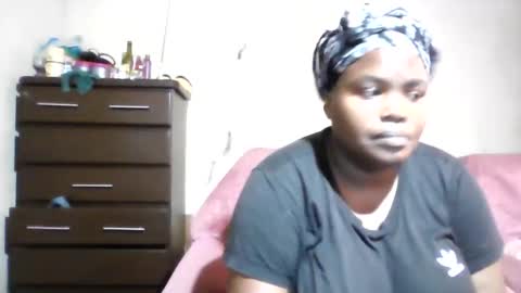 Snapshot of analslut1987 chatting on November 25, 5:18 am analslut1987 online show from November 25, 5:18 am