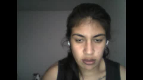 Snapshot of anamaria2405 chatting on February 18, 8:16 pm Ana05 online show from February 18, 8:16 pm