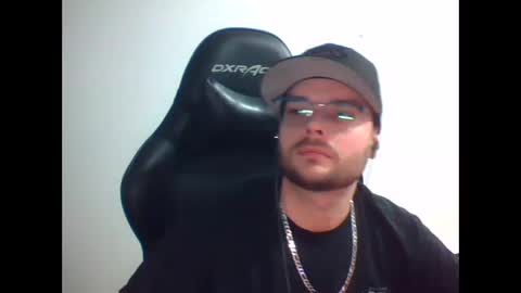 Snapshot of anarchyy1994 chatting on March 27, 8:20 am anarchyy1994 online show from March 27, 8:20 am