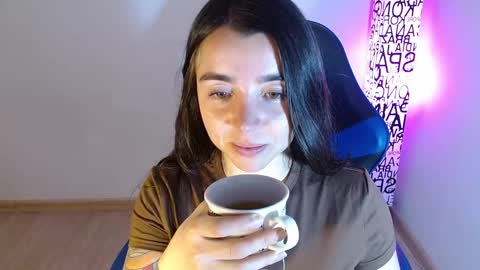 ana 3 online show from October 27, 1:20 am