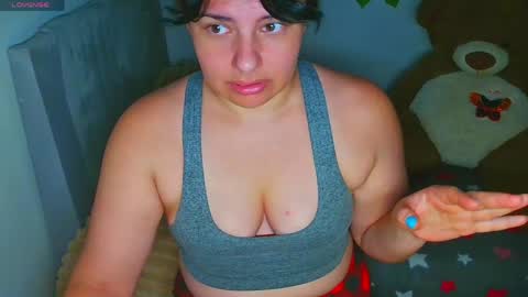 Ana online show from May 11, 4:04 pm