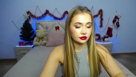 Snapshot of anastacyyellig chatting on January 7, 1:49 am anastacyyellig online show from January 7, 1:49 am