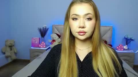 Snapshot of anastacyyellig chatting on January 13, 3:56 am anastacyyellig online show from January 13, 3:56 am