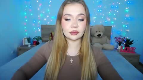 Snapshot of anastacyyellig chatting on January 30, 2:36 pm anastacyyellig online show from January 30, 2:36 pm