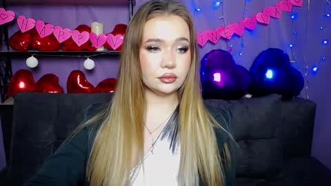 Snapshot of anastacyyellig chatting on February 3, 4:14 am anastacyyellig online show from February 3, 4:14 am