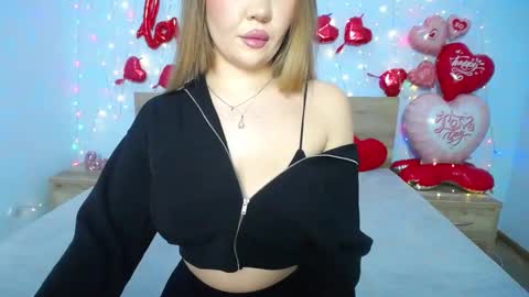 Snapshot of anastacyyellig chatting on February 7, 11:34 pm anastacyyellig online show from February 7, 11:34 pm