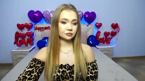 anastacyyellig online show from February 10, 4:47 pm