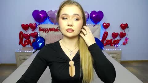 Snapshot of anastacyyellig chatting on February 11, 3:51 pm anastacyyellig online show from February 11, 3:51 pm