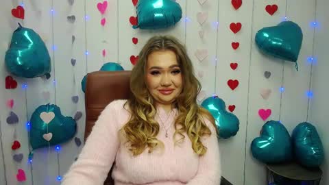 anastacyyellig online show from February 15, 8:11 pm