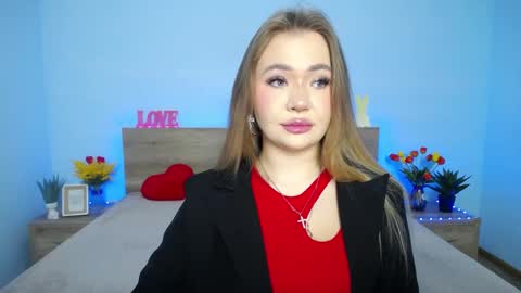 Snapshot of anastacyyellig chatting on March 12, 8:08 am anastacyyellig online show from March 12, 8:08 am