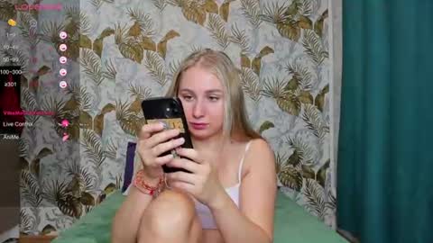 anna online show from August 9, 2:13 am