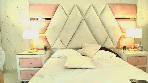 Snapshot of anastasia_marco chatting on February 10, 3:21 pm anastasia_marco online show from February 10, 3:21 pm