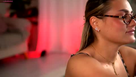 AnastasyaNoir online show from December 22, 5:37 am