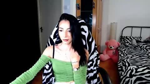 sweetSin online show from November 13, 4:39 pm
