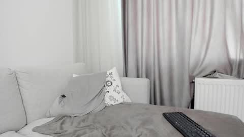 Andreea online show from February 12, 10:14 am