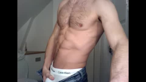 Snapshot of and_andys chatting on January 14, 7:03 am and_andys online show from January 14, 7:03 am