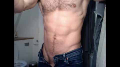 Snapshot of and_andys chatting on March 1, 8:05 am and_andys online show from March 1, 8:05 am