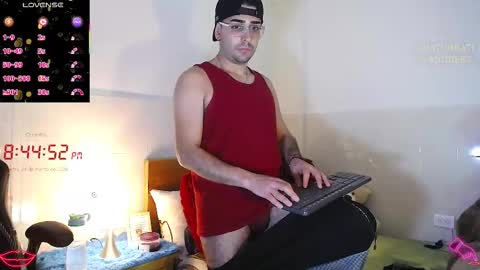 Snapshot of andders_ chatting on March 25, 1:44 am Anders online show from March 25, 1:44 am