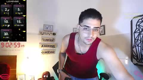 Snapshot of andders_ chatting on April 23, 2:02 am Anders online show from April 23, 2:02 am
