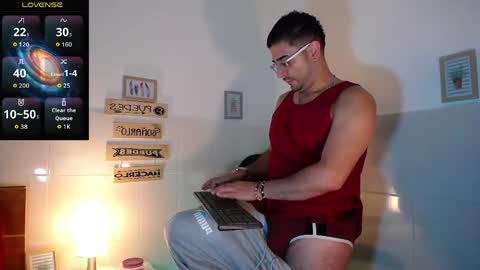 Snapshot of andders_ chatting on May 20, 1:23 am Anders online show from May 20, 1:23 am
